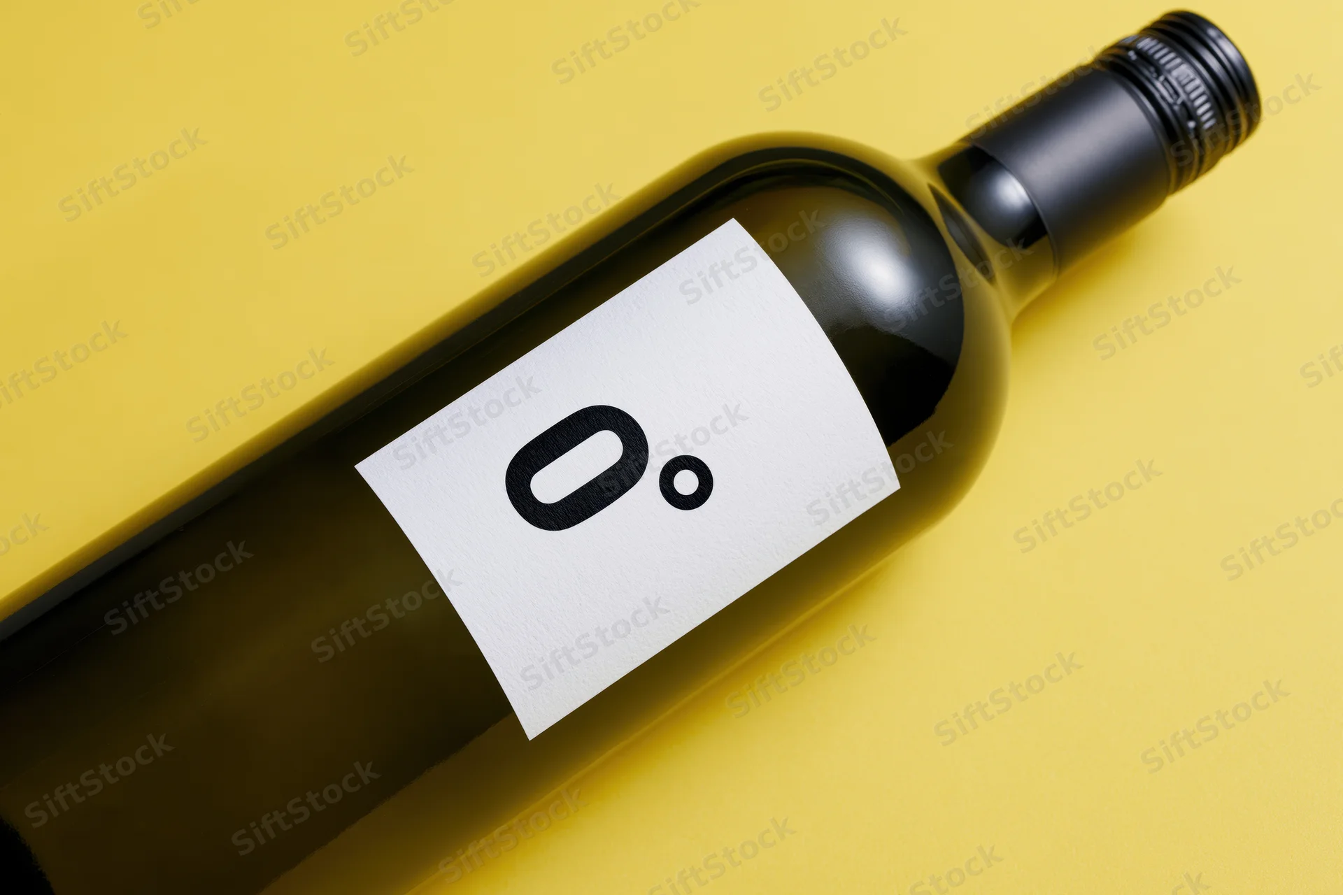 Dark green wine bottle with white label marked 0 on yellow background