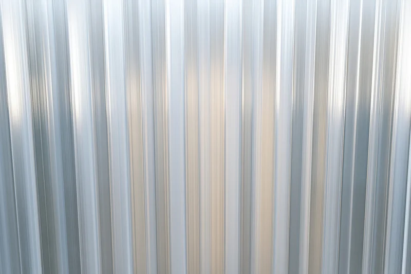 Ribbed translucent polycarbonate sheet with vertical ridges for building cladding